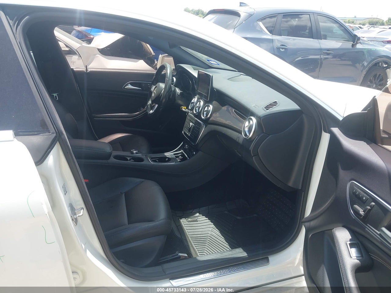 2015 MERCEDES-BENZ CLA 250 · 5/11
