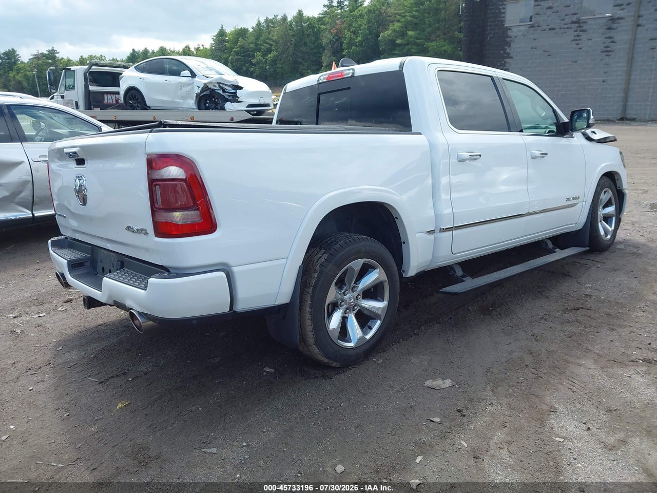 2019 RAM 1500 LIMITED  4X4 5'7 BOX · 4/11