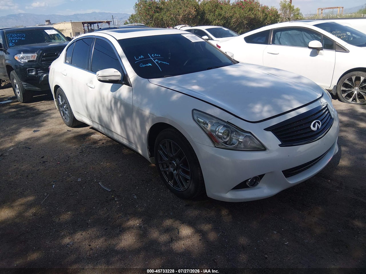 JN1CV6AP4BM****** · 2011 INFINITI G37 JOURNEY