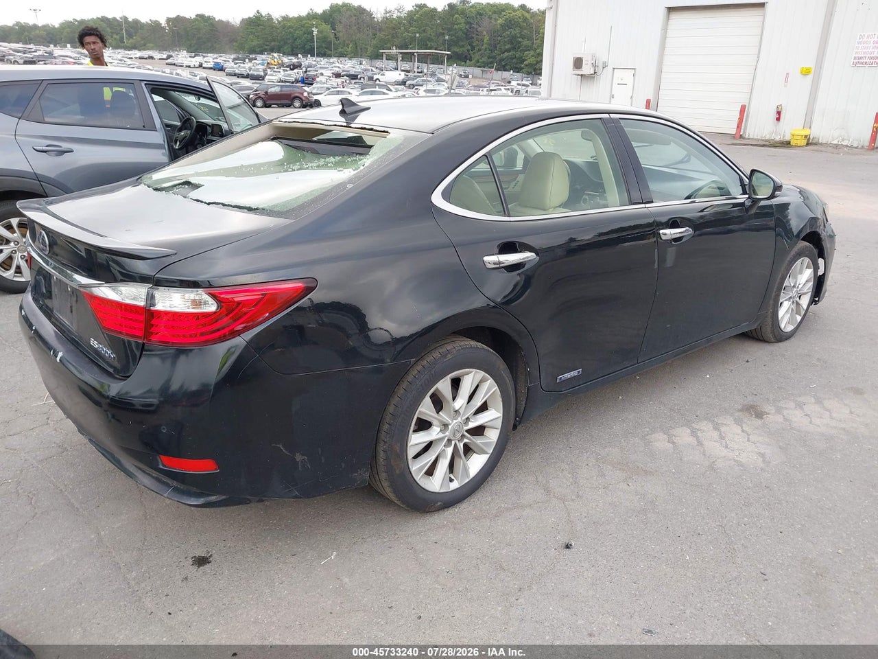 2014 LEXUS ES 300H · 4/11