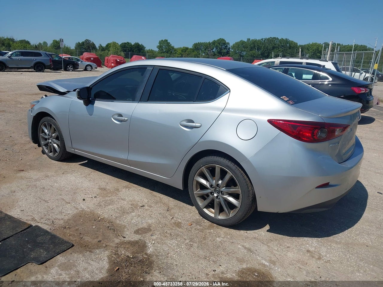 3MZBN1V33JM****** · 2018 MAZDA MAZDA3 TOURING · 3/11