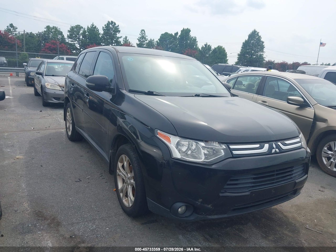 JA4AD3A38EZ****** · 2014 MITSUBISHI OUTLANDER SE