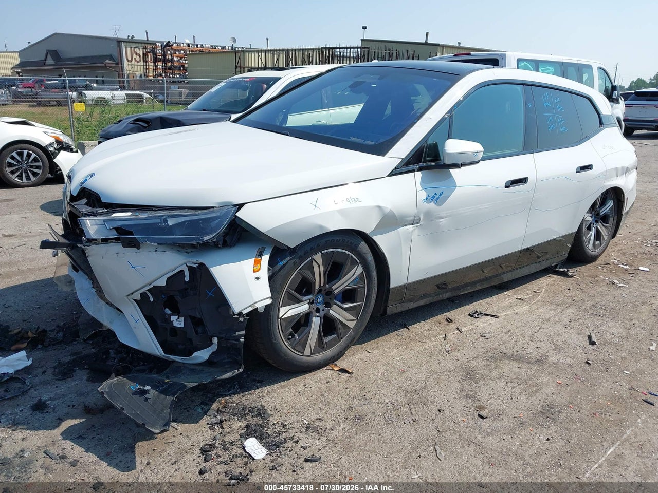 2023 BMW IX XDRIVE50 · 2/11