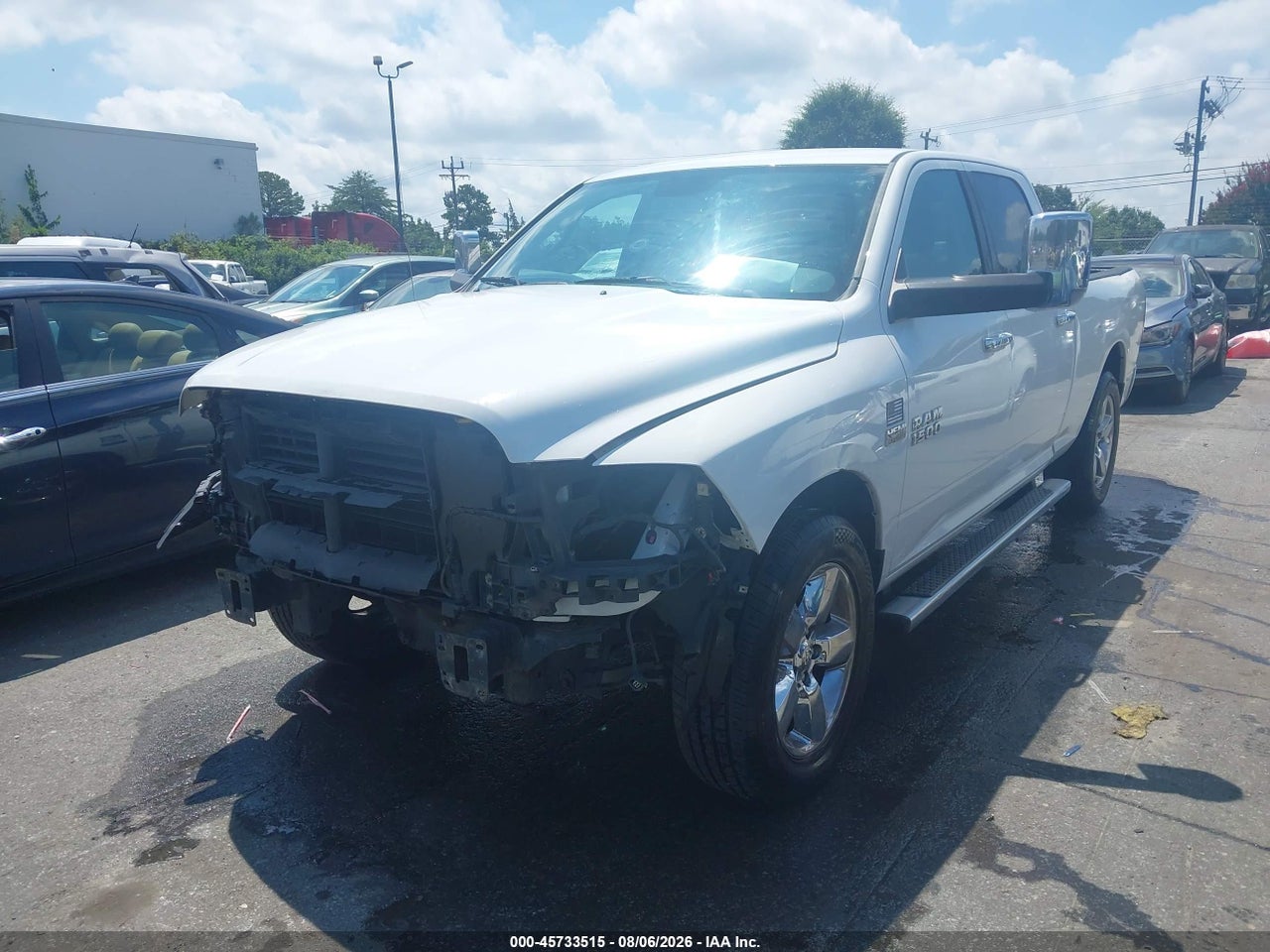 2016 RAM 1500 SLT · 2/11