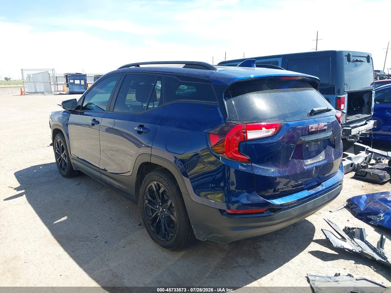 2022 GMC TERRAIN FWD SLE · 3/10