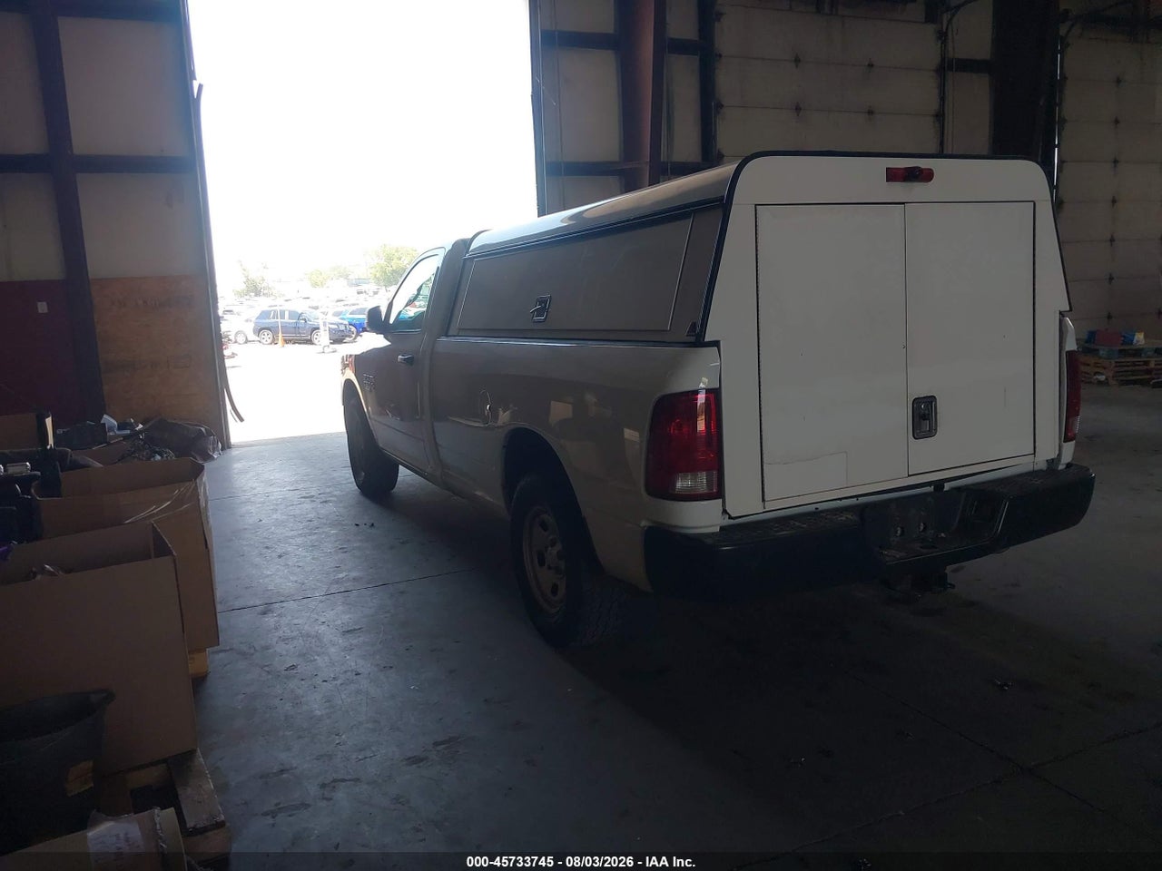 2019 RAM 1500 CLASSIC TRADESMAN  4X4 8' BOX · 3/6