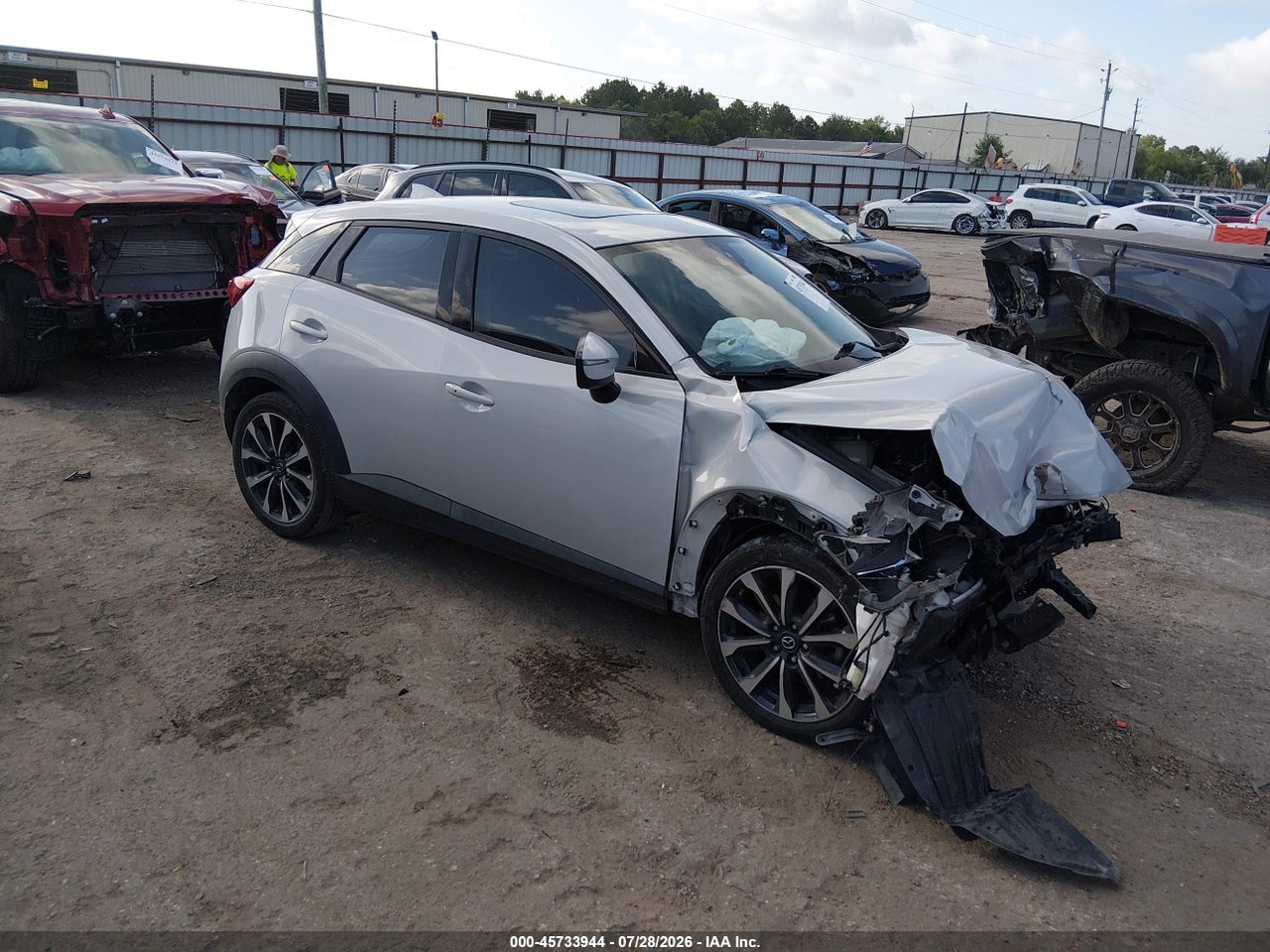 JM1DKFC71K1****** · 2019 MAZDA CX-3 TOURING