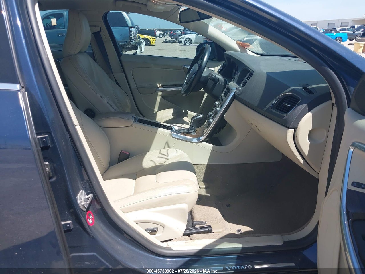 2014 VOLVO S60 T5 · 5/11