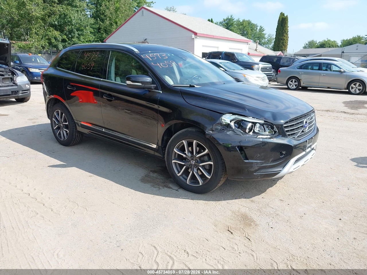 YV449MRR8H2****** · 2017 VOLVO XC60 T6 DYNAMIC
