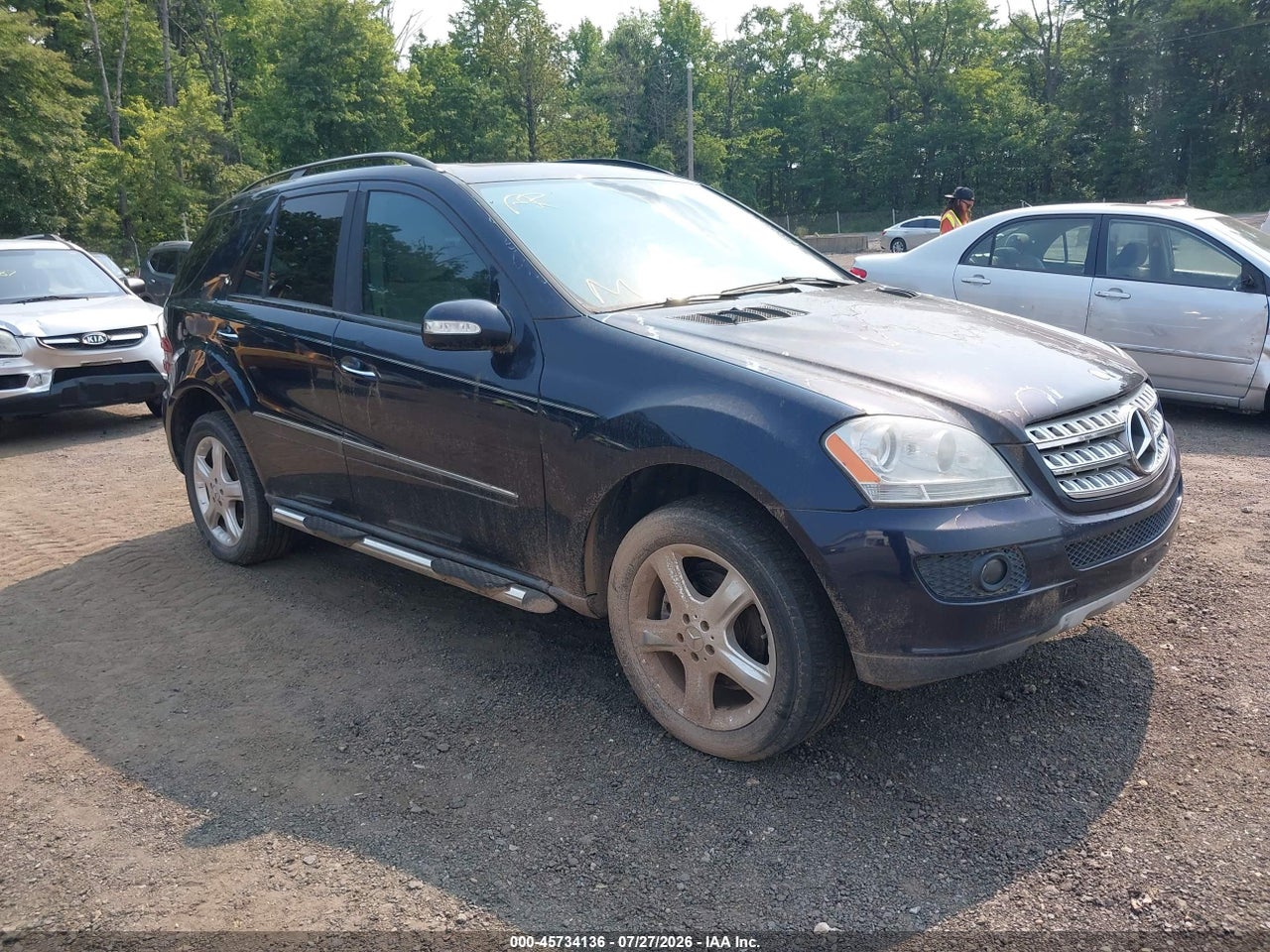 4JGBB86E17A****** · 2007 MERCEDES-BENZ ML 350 4MATIC