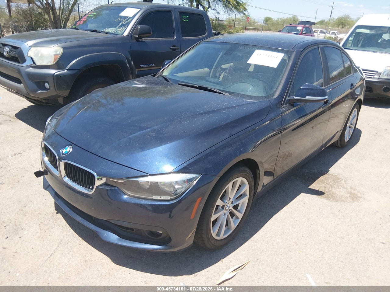 2016 BMW 320I · 2/10