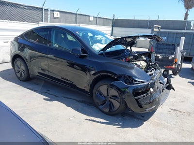 2026 TESLA MODEL Y