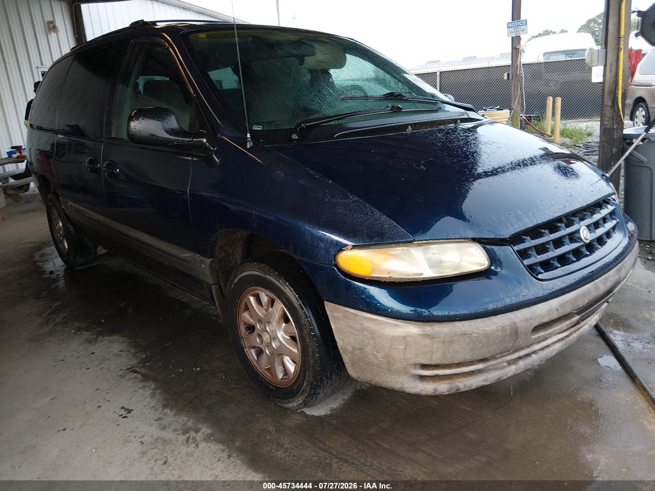 1C4GJ44G1YB****** · 2000 CHRYSLER GRAND VOYAGER SE