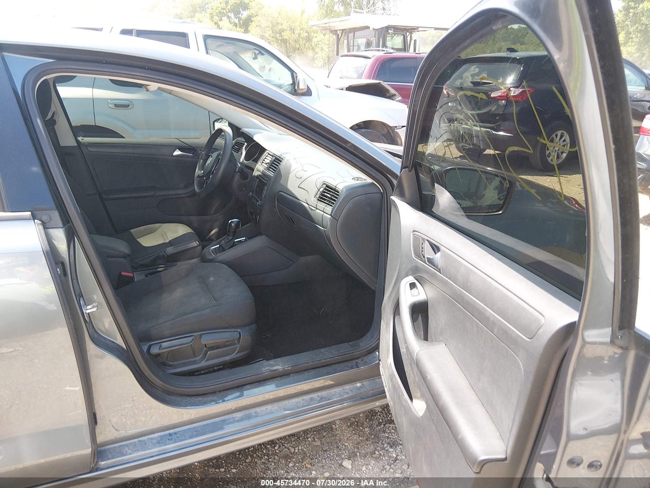 2015 VOLKSWAGEN JETTA 2.0L S · 5/11