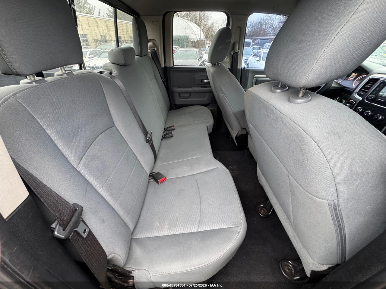 2016 RAM 1500 SLT · 6/10