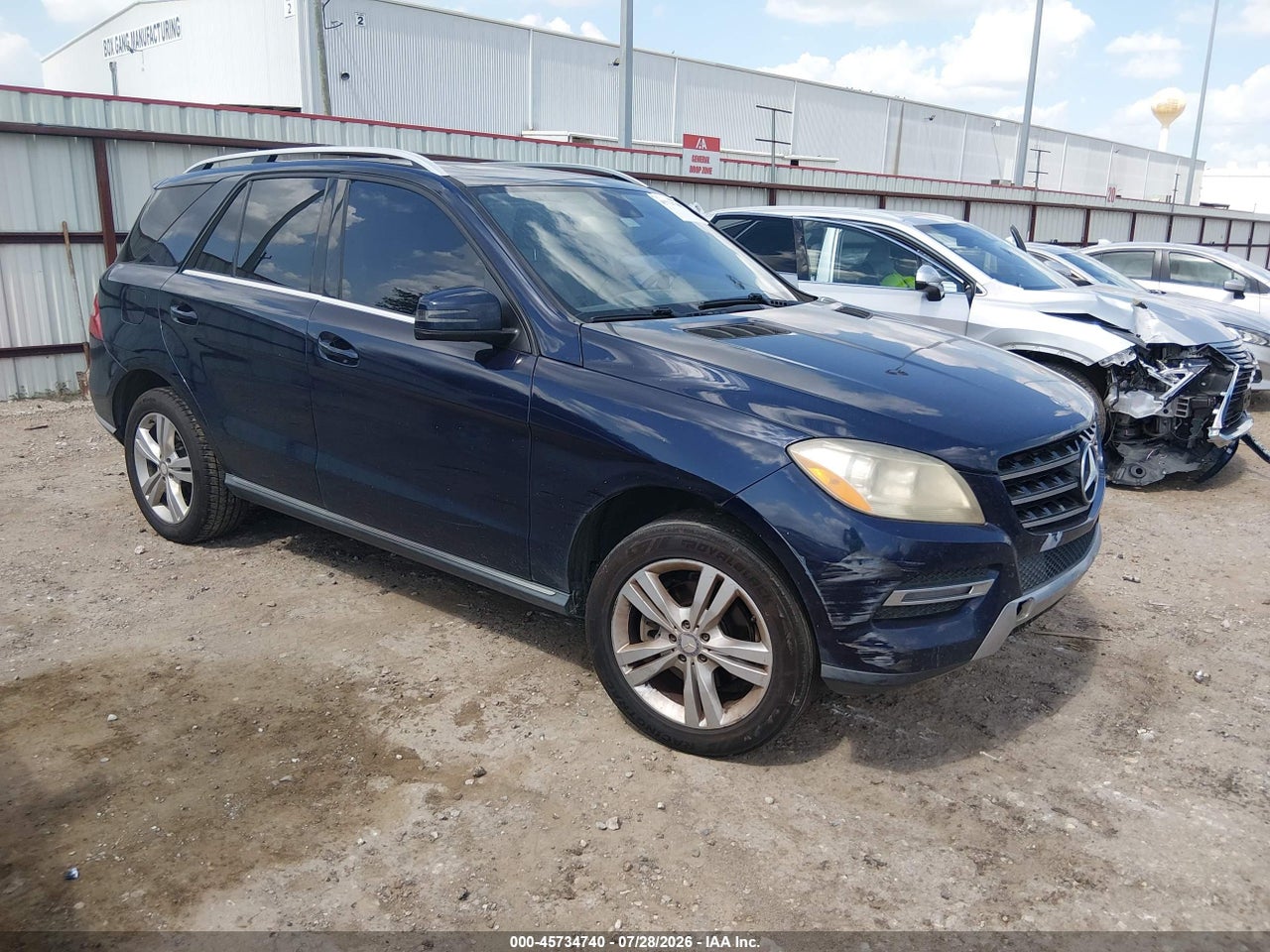 4JGDA5JB6DA****** · 2013 MERCEDES-BENZ ML 350