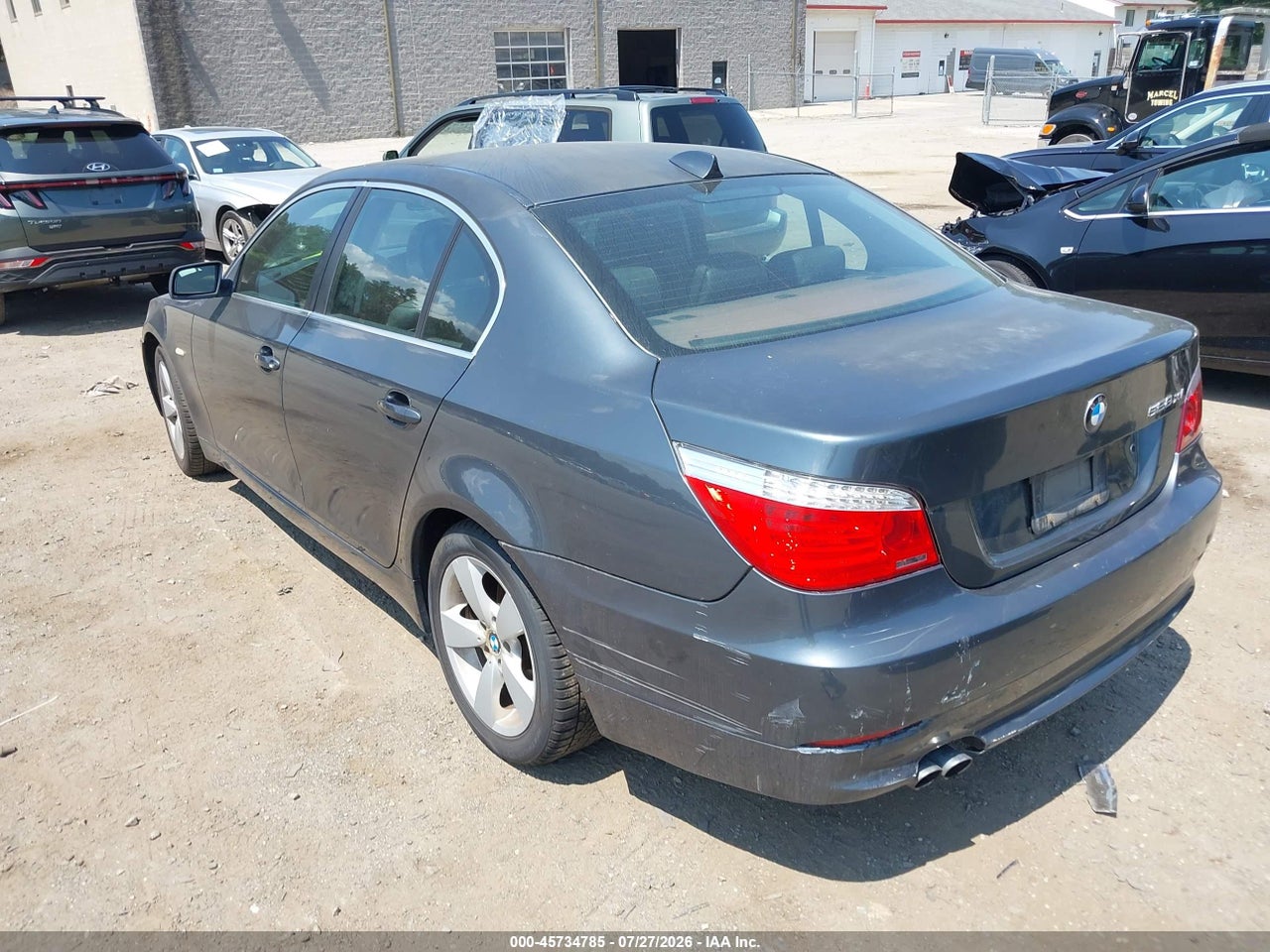 2008 BMW 528XI   · 3/10
