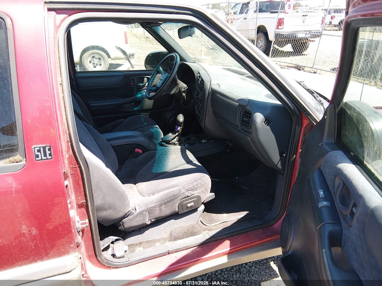 2000 GMC JIMMY SLE · 5/11