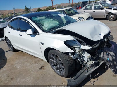5YJ3E1EA6NF****** · 2022 TESLA MODEL 3 REAR-WHEEL DRIVE