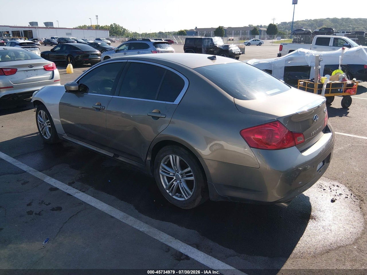 2012 INFINITI G37X · 3/11