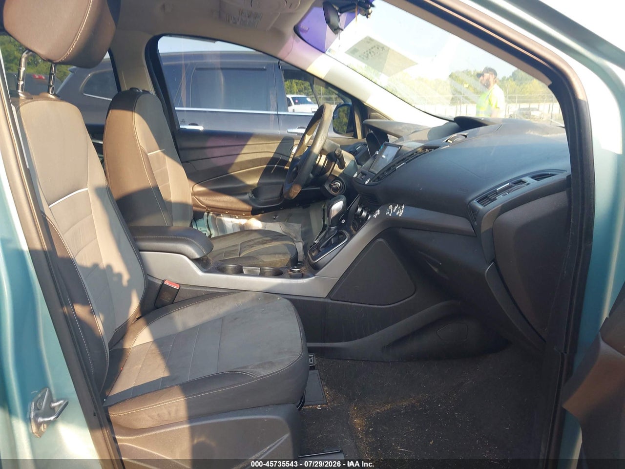 2013 FORD ESCAPE SE · 5/11