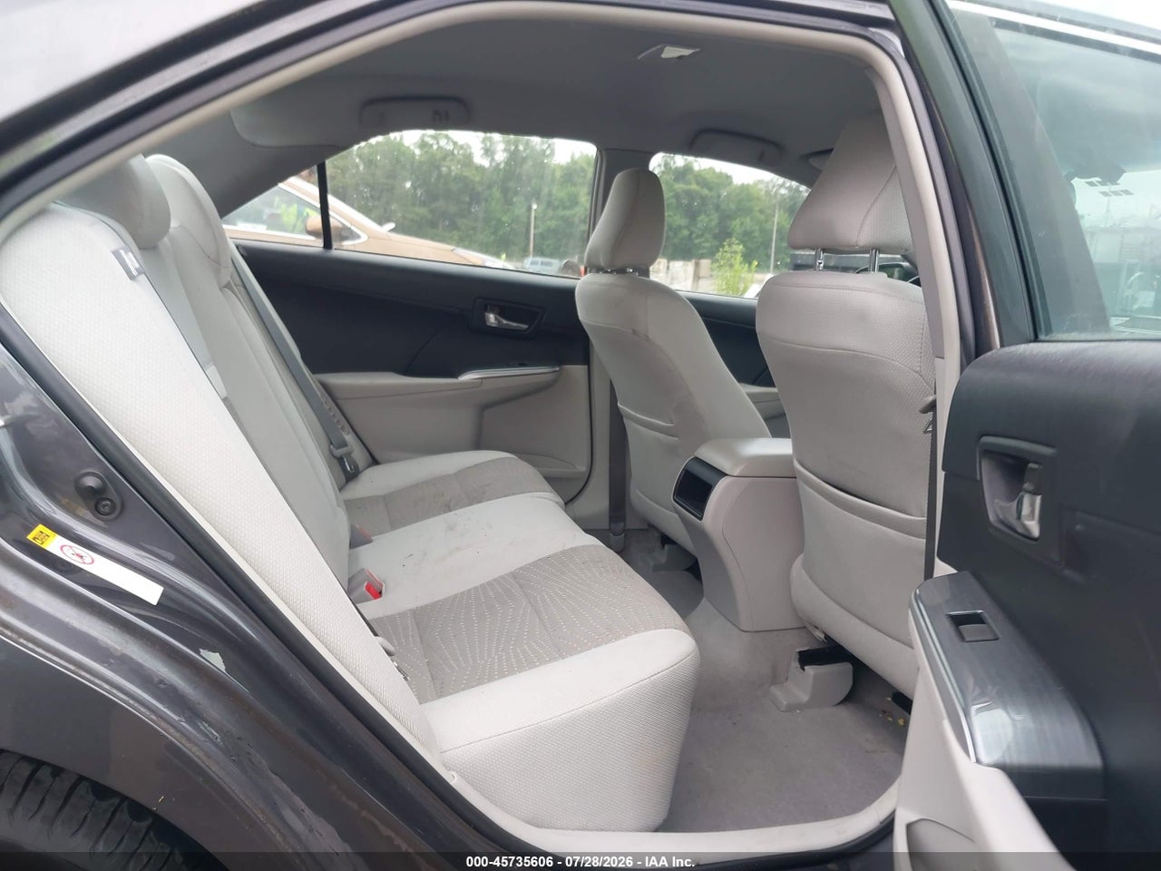 2014 TOYOTA CAMRY HYBRID LE · 8/11