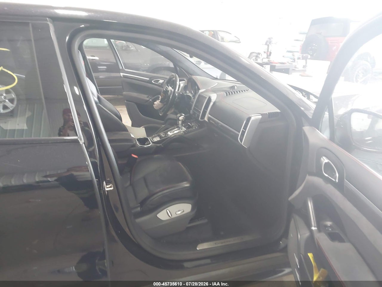 2016 PORSCHE CAYENNE GTS · 5/11