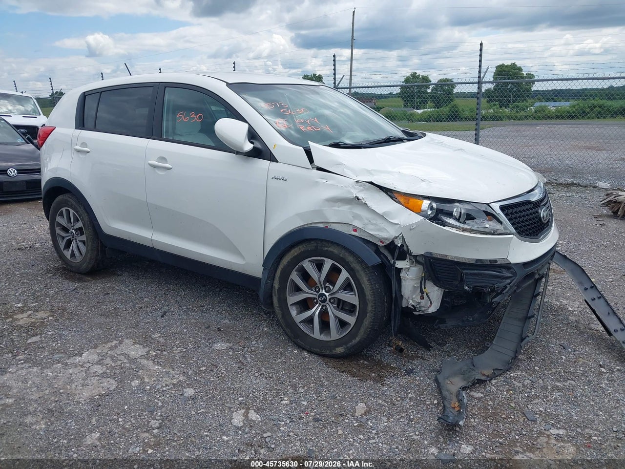 KNDPBCAC9F7****** · 2015 KIA SPORTAGE LX