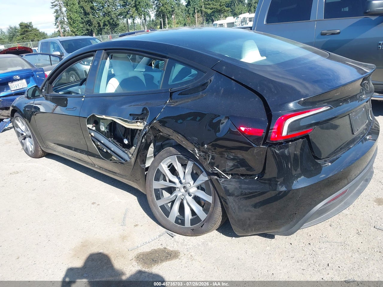 2025 TESLA MODEL 3 LONG RANGE ALL-WHEEL DRIVE · 3/10