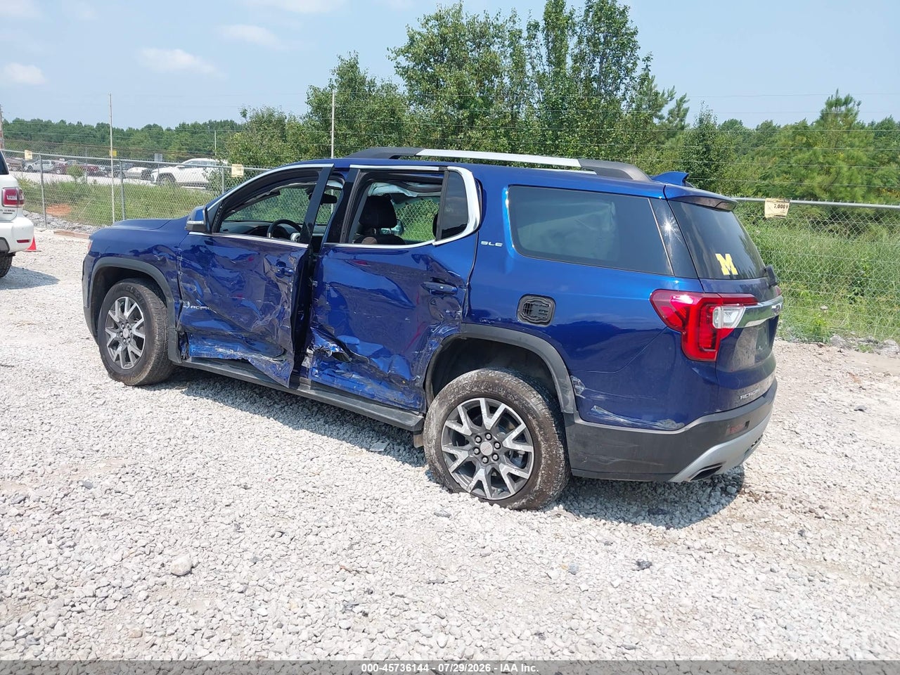 2023 GMC ACADIA FWD SLE · 3/11