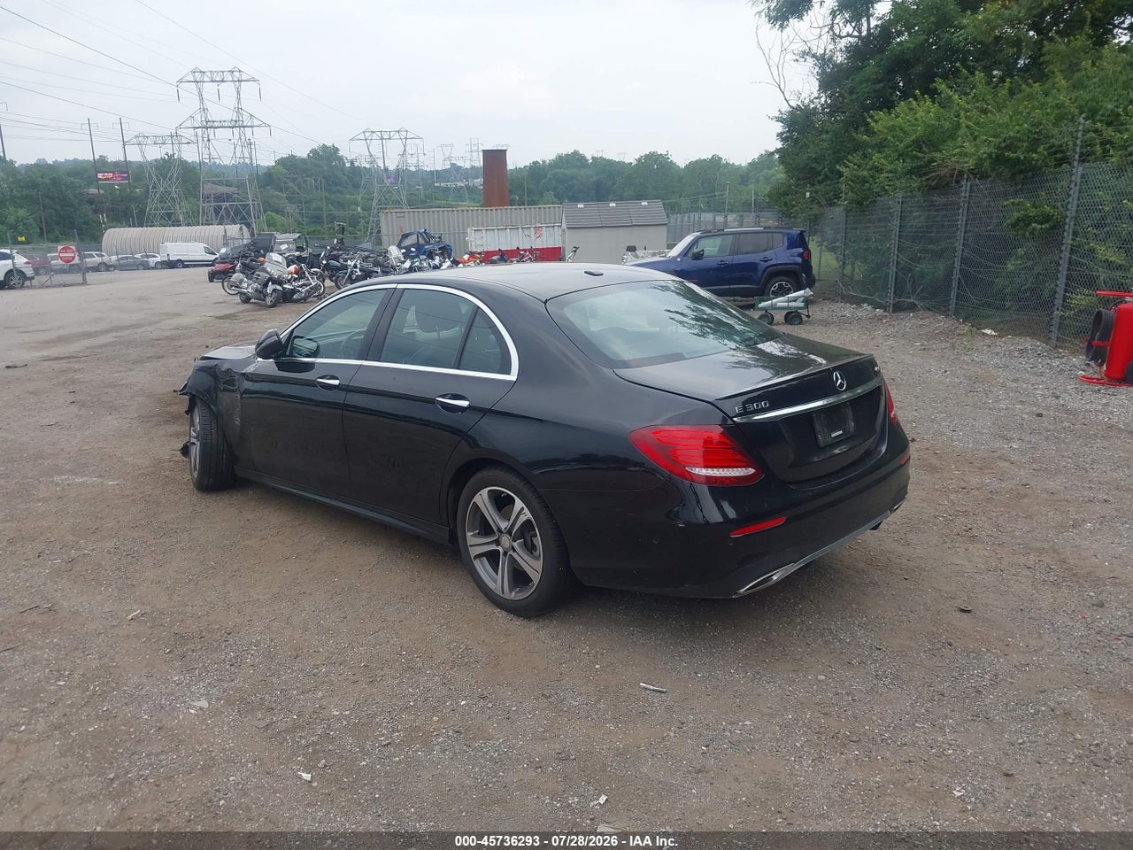 2017 MERCEDES-BENZ E 300 4MATIC · 3/11