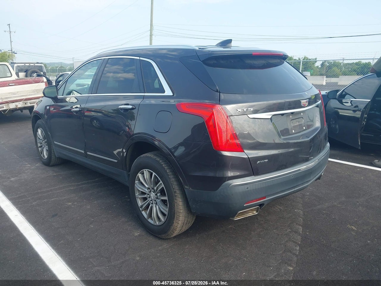 2017 CADILLAC XT5 LUXURY · 3/11