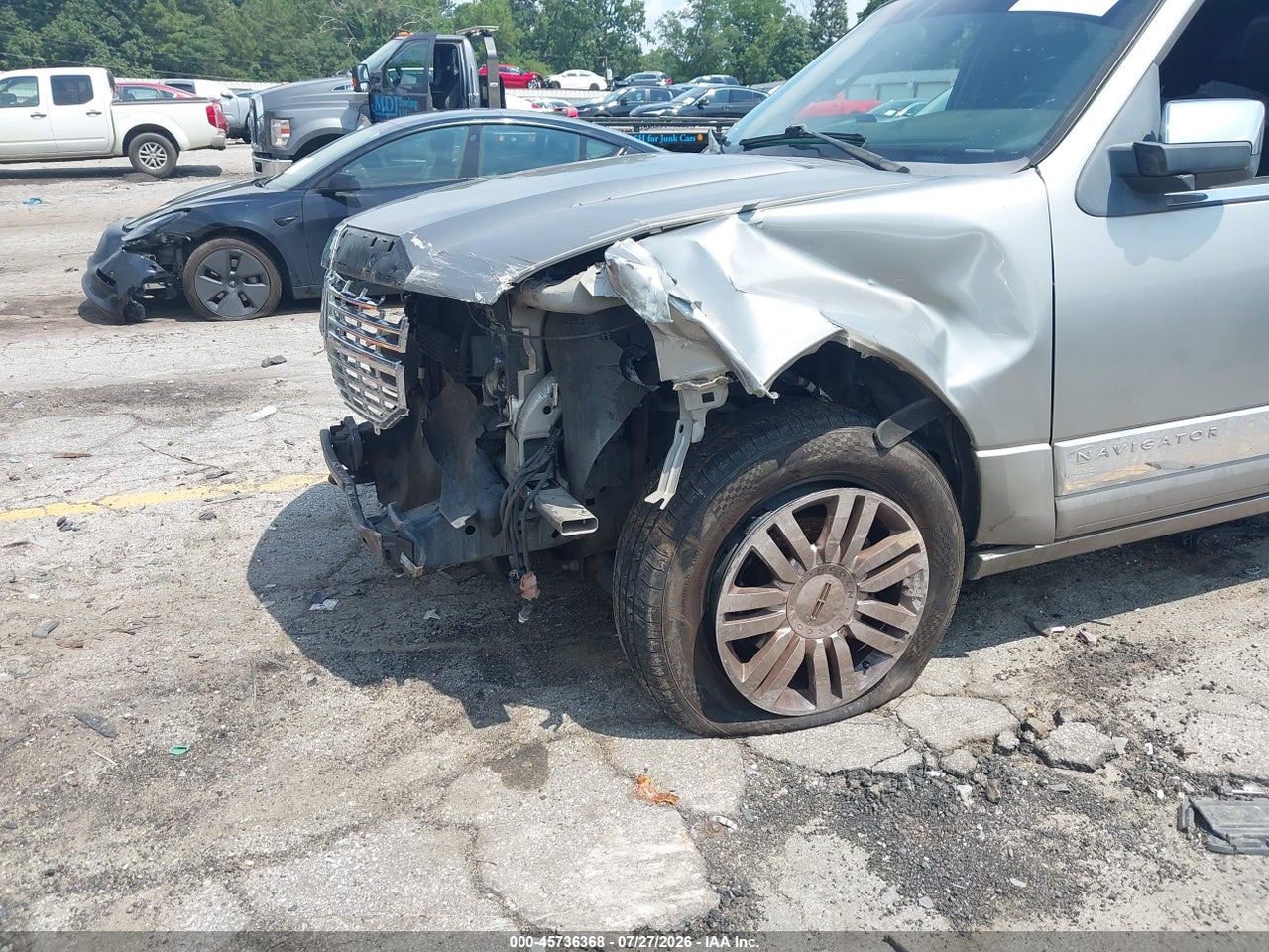 2008 LINCOLN NAVIGATOR · 6/10