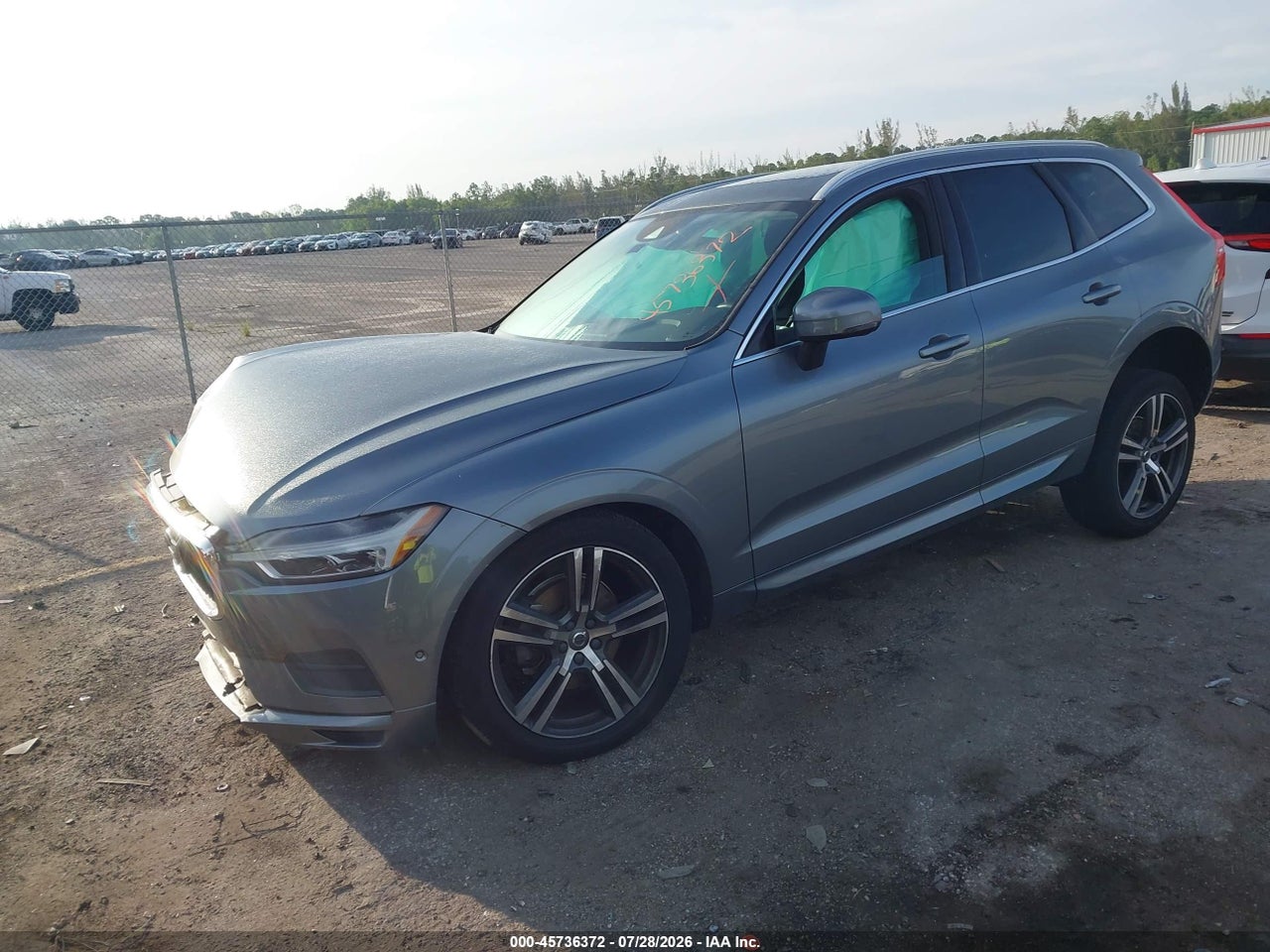 LYV102RKXKB****** · 2019 VOLVO XC60 T5 MOMENTUM · 2/11