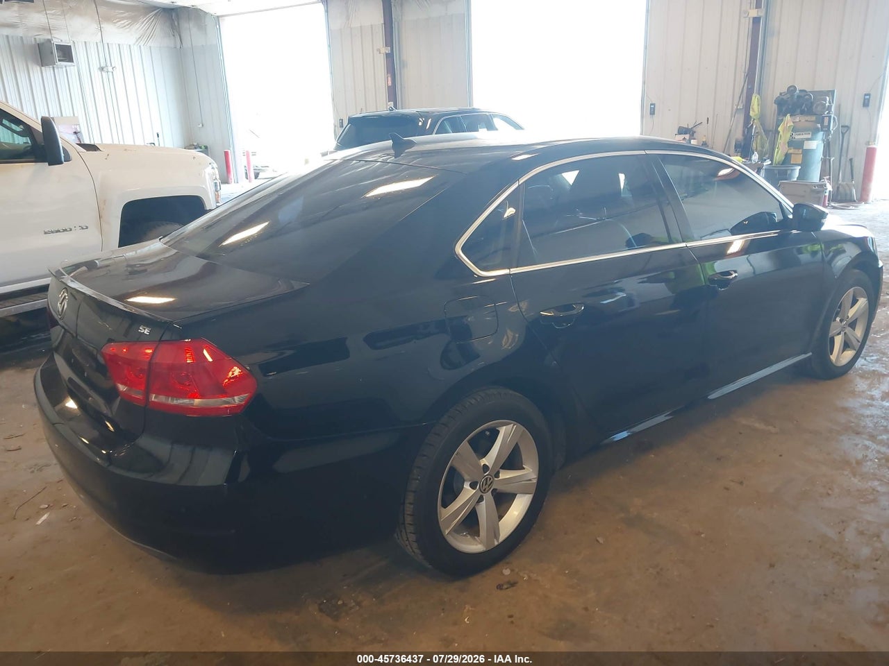 2013 VOLKSWAGEN PASSAT 2.5L SE · 4/11