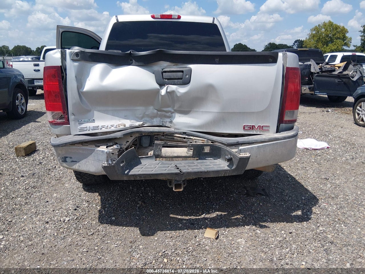 2011 GMC SIERRA 1500 SLE · 6/11