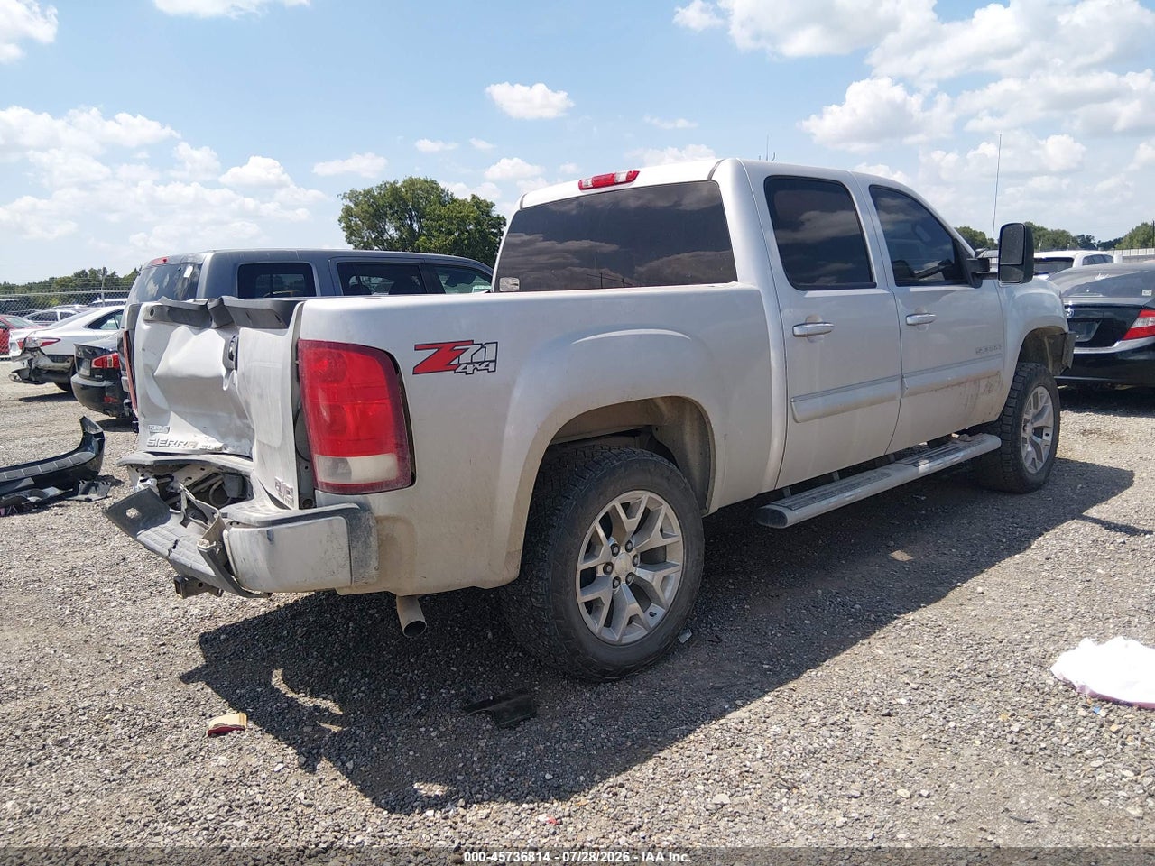 2011 GMC SIERRA 1500 SLE · 4/11