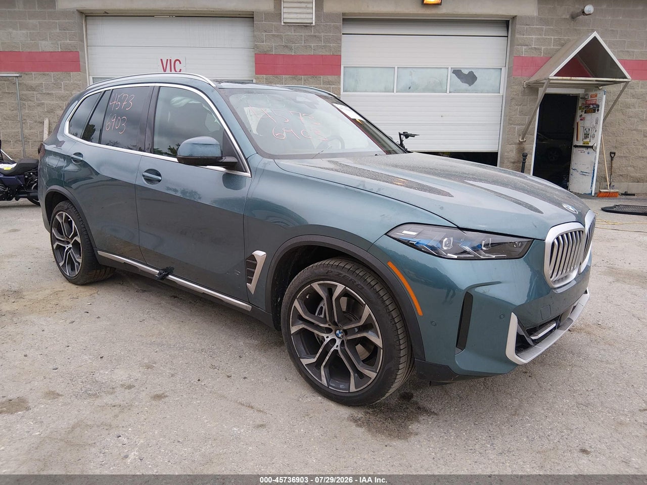 5UX13EU04S9****** · 2025 BMW X5 SDRIVE40I