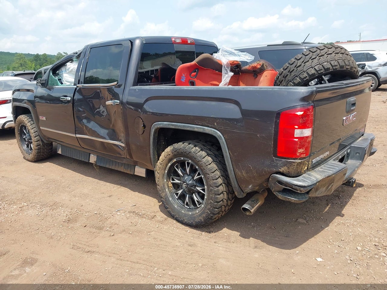 3GTU2VEC1FG****** · 2015 GMC SIERRA 1500 SLT · 3/11