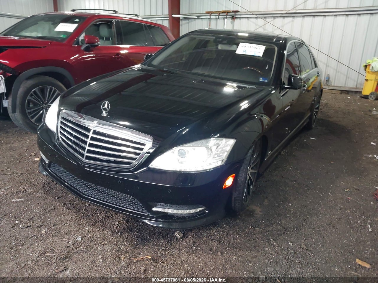 2013 MERCEDES-BENZ S 550   · 2/11