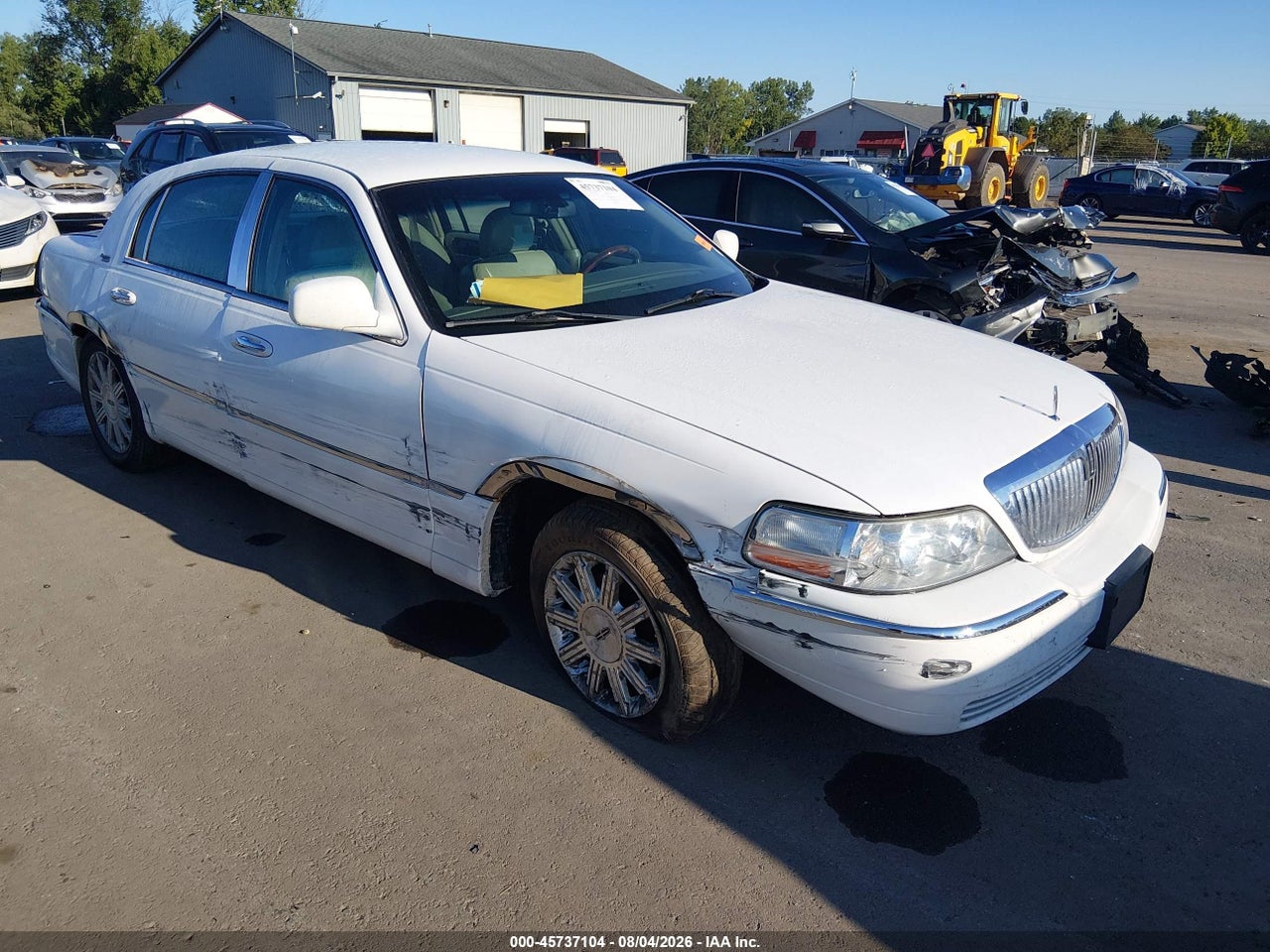 2LNBL8CV3AX****** · 2010 LINCOLN TOWN CAR SIGNATURE LIMITED