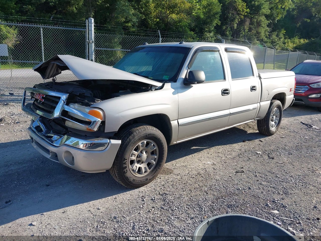 2GTEK13T151****** · 2005 GMC SIERRA 1500 SLT · 2/11