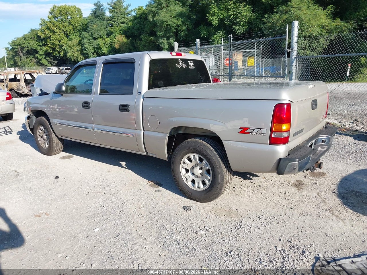 2GTEK13T151****** · 2005 GMC SIERRA 1500 SLT · 3/11