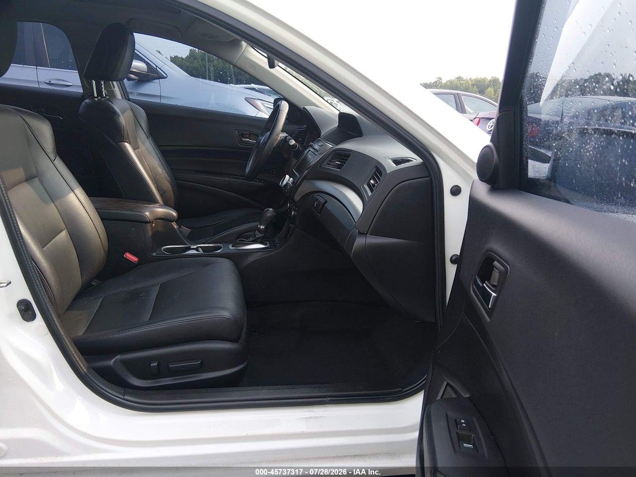 2016 ACURA ILX PREMIUM PACKAGE/TECHNOLOGY PLUS PACKAGE · 5/11