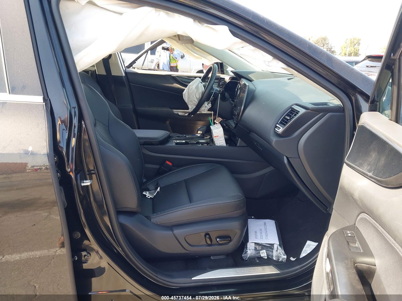 2025 LEXUS NX 250 · 5/11
