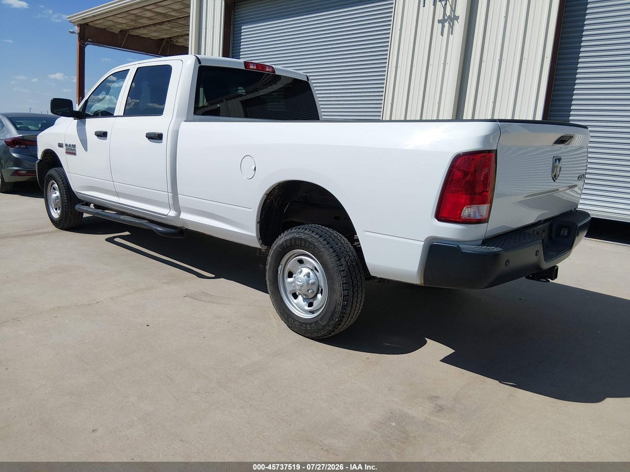 2017 RAM 2500 TRADESMAN  4X4 8' BOX · 3/11