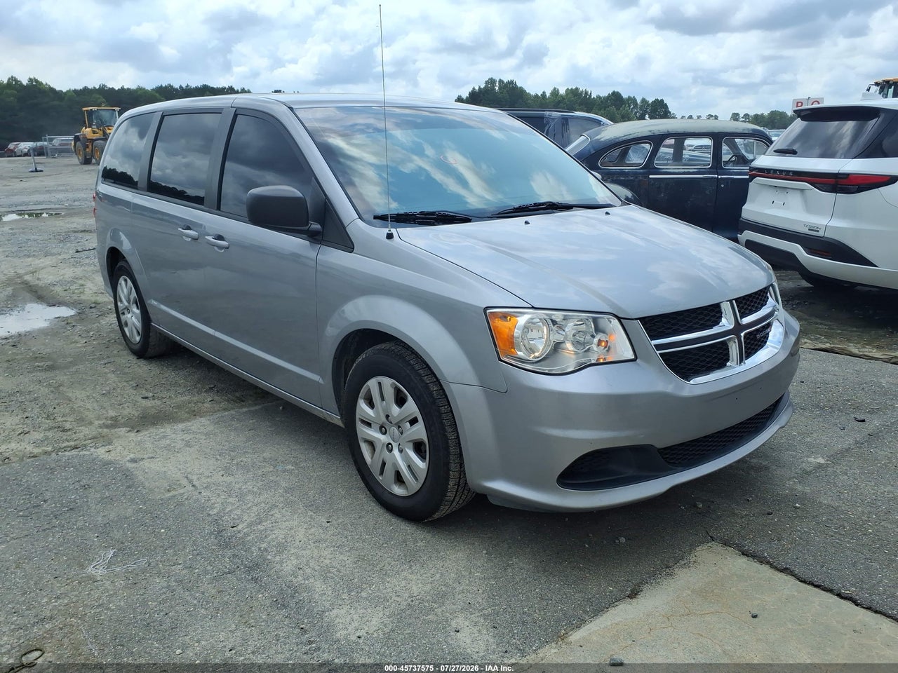 2C4RDGBG8JR****** · 2018 DODGE GRAND CARAVAN SE