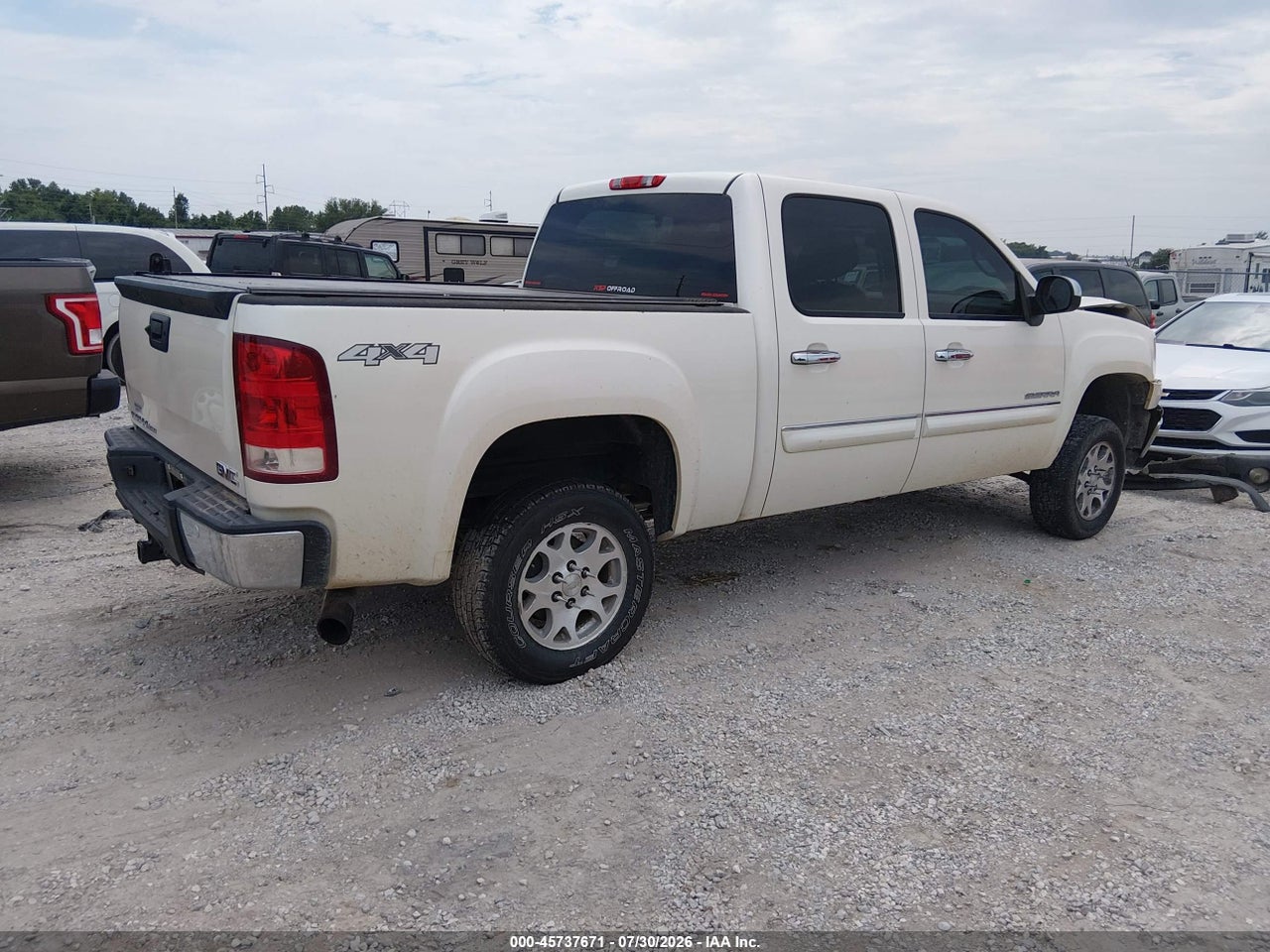 3GTP2WE78DG****** · 2013 GMC SIERRA 1500 SLT · 4/11