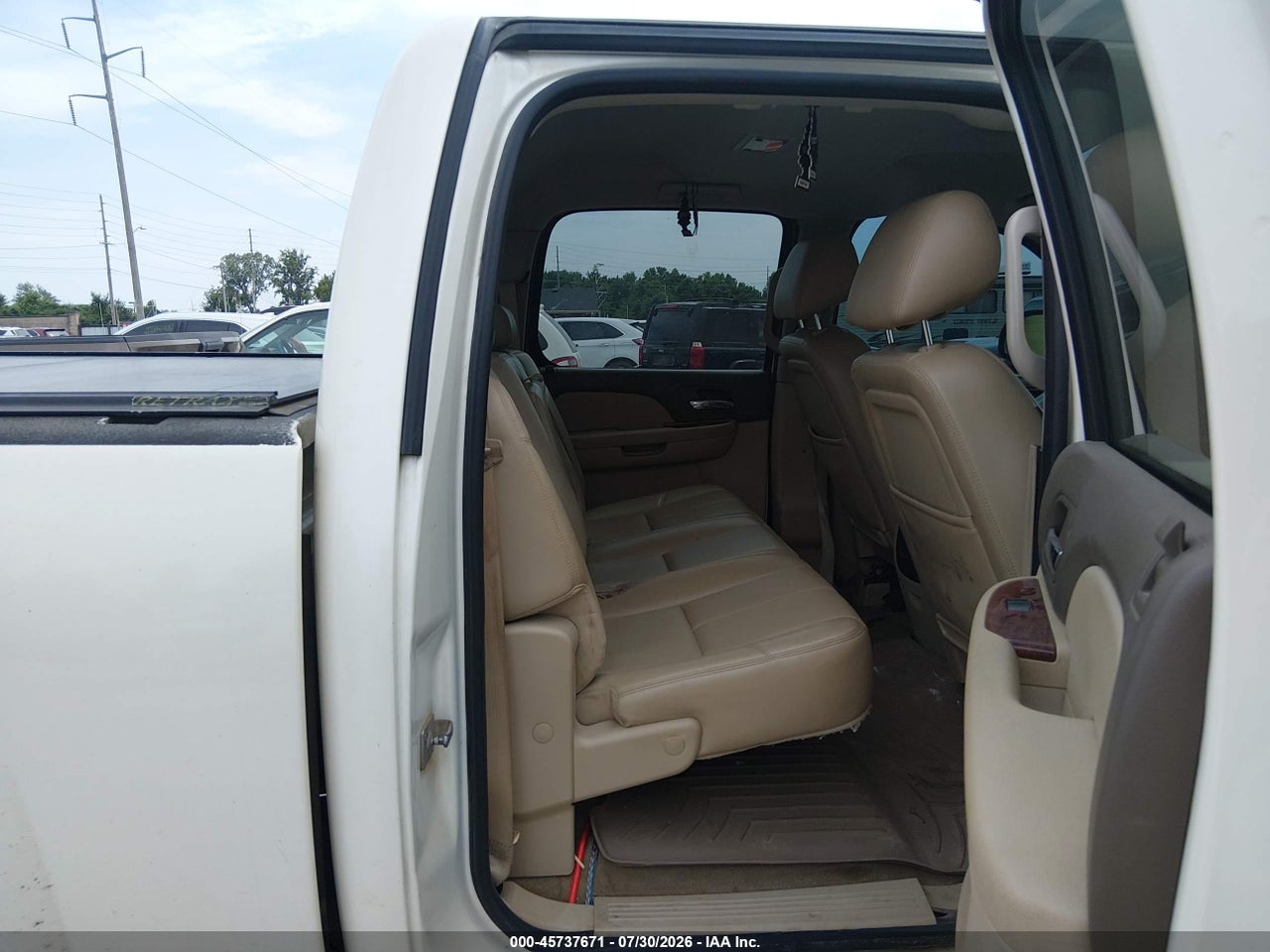 3GTP2WE78DG****** · 2013 GMC SIERRA 1500 SLT · 8/11