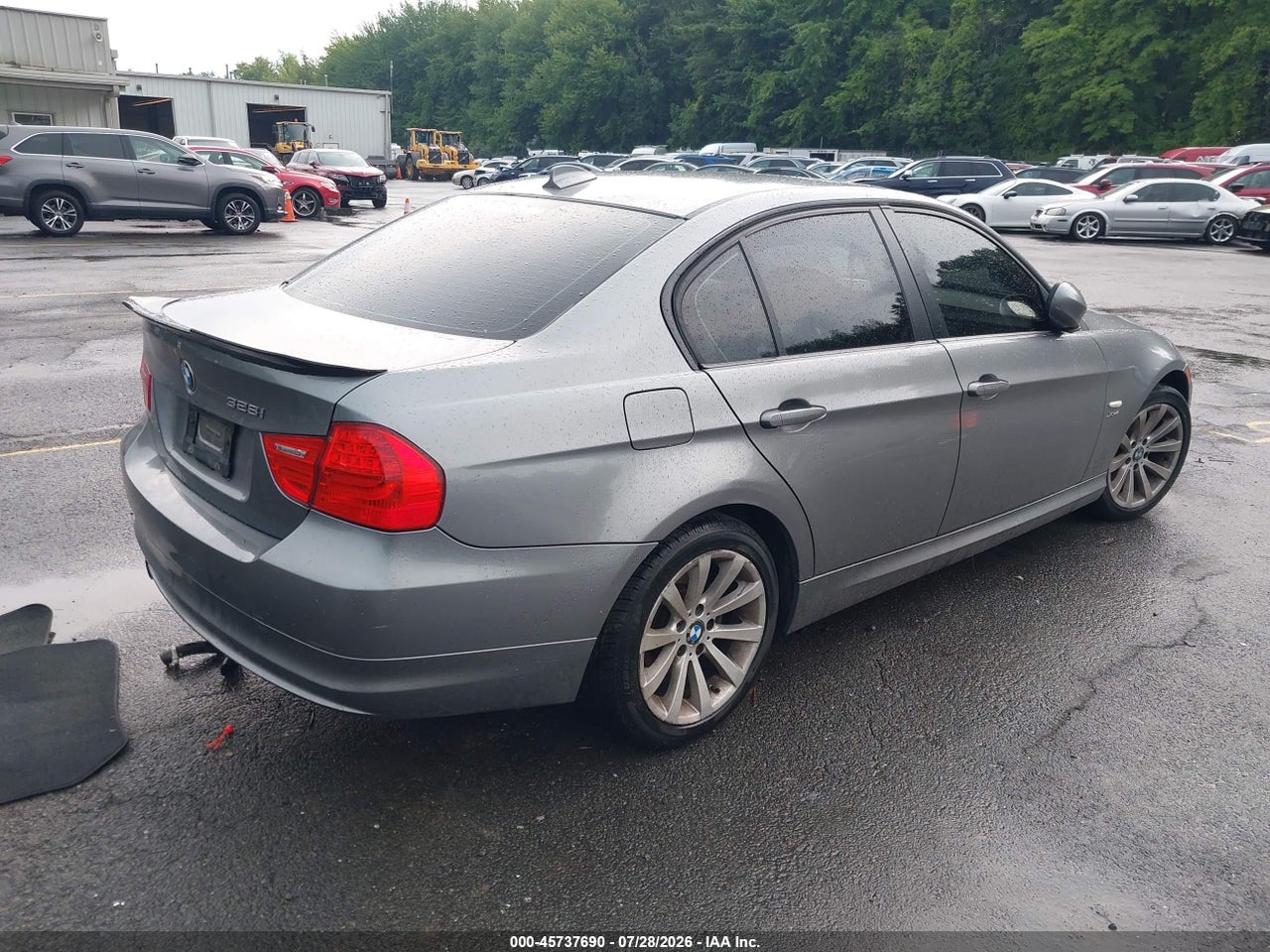 2011 BMW 328I XDRIVE · 4/11